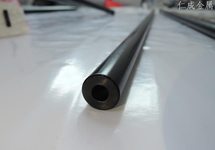 鋼管發(fā)黑-1.jpg 鋼管發(fā)黑-1.jpg