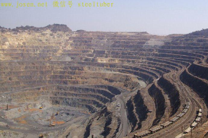 馬鞍山鋼鐵公司南山露天鐵礦,使用鐵路電機車運輸.jpg 馬鞍山鋼鐵公司南山露天鐵礦,使用鐵路電機車運輸.jpg