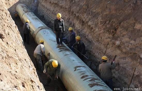 管線.jpg 管線.jpg