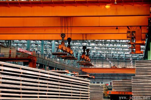 華菱鋼鐵百億重組過會 鋼鐵行業(yè)市場化債轉股開出第一單 華菱鋼鐵百億重組過會 鋼鐵行業(yè)市場化債轉股開出第一單